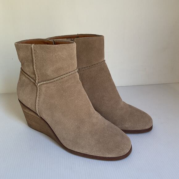 Lucky Brand Suede Ankle Boots Wedge Heel Beige Taupe Women’s Size 7.5M - Picture 4 of 10